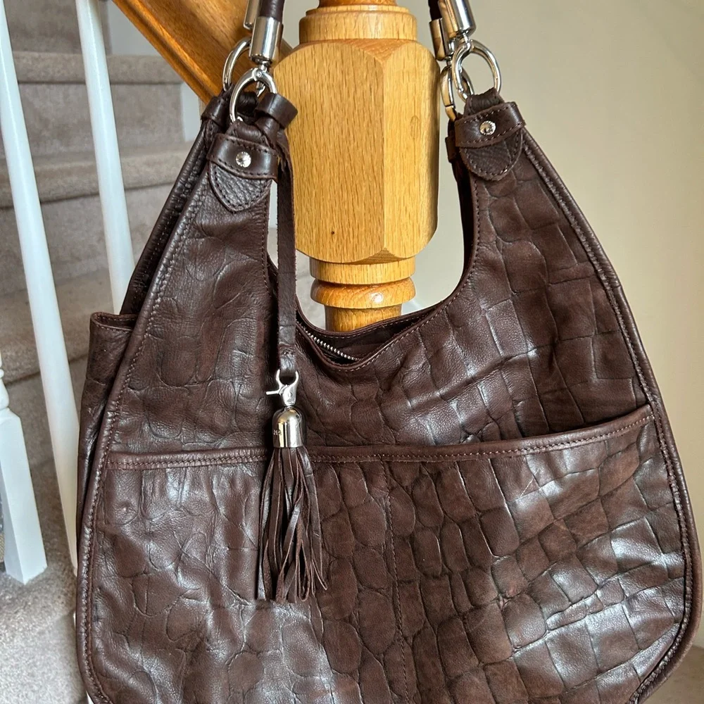 Arcadia Brown Genuine Leather Shoulder Bag - Picture 13 of 15